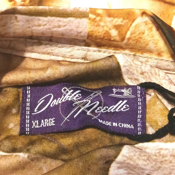 Double Needle "Egyptian Theme" S/S T-Shirt in Size XL (NWT) - Picture 6 of 9